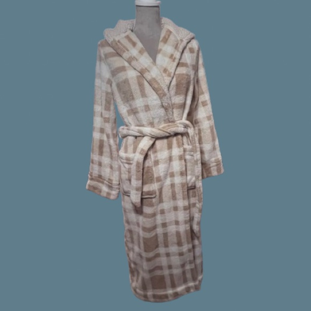 L.L. Bean “Wicked Plush” Hooded Robe - Picture 9 of 9